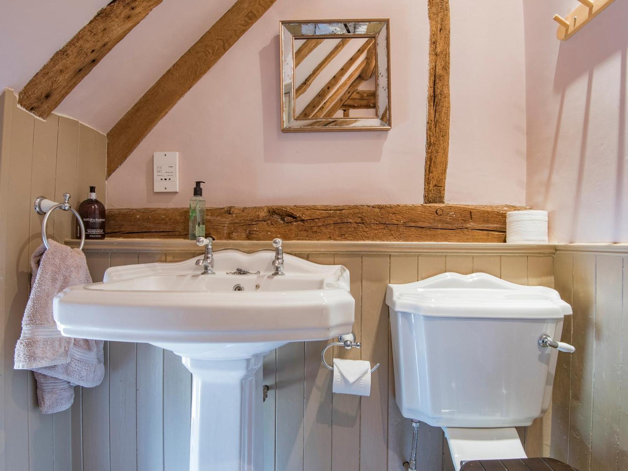Woolhouse Barn Villa Hunton  Bagian luar foto
