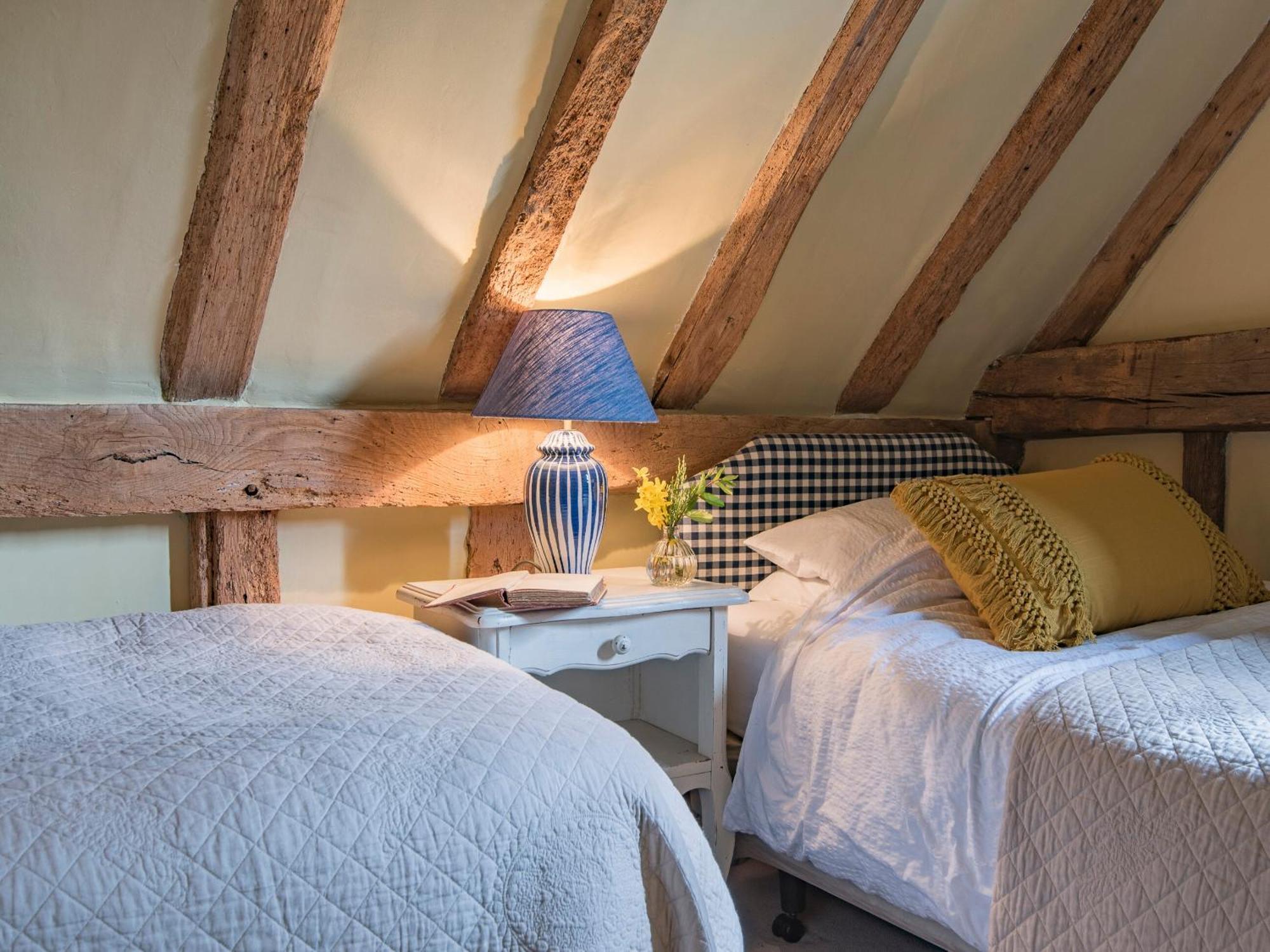 Woolhouse Barn Villa Hunton  Bagian luar foto